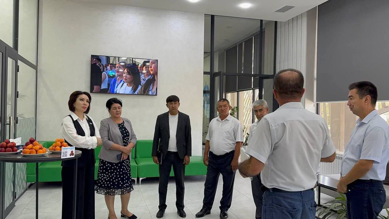 ОДАМЛАР ДЕПУТАТДАН НИМАНИ СЎРАЯПТИ?